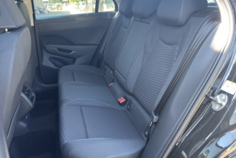 VOLKSWAGEN T-ROC ETSI 150 DSG LIFE PLUS