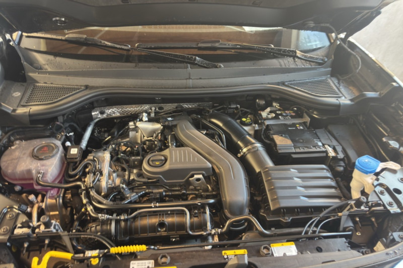 VOLKSWAGEN T-ROC ETSI 150 DSG LIFE PLUS