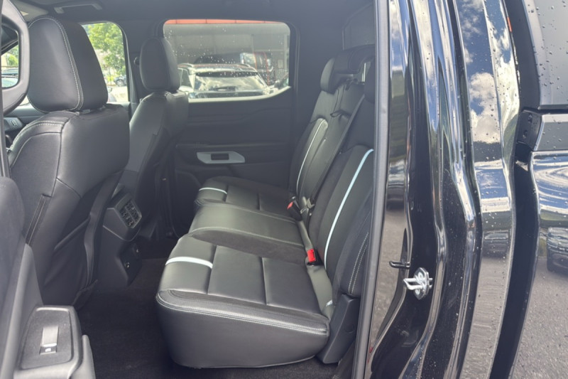 FORD RANGER 2.3 PHEV 281 E-AWD STORMTRAK 4PL