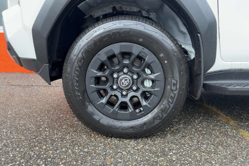 TOYOTA HILUX NEW 2.8 204 BVA CONFORT 4PL
