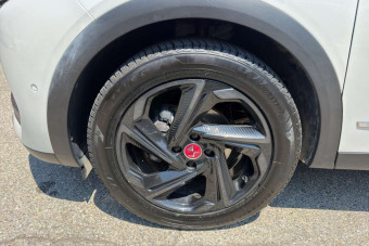DS DS3 CROSSBACK 130 EAT8 PERFORMANCE LINE