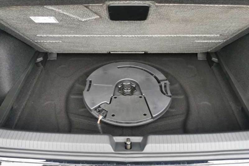 VOLKSWAGEN GOLF R 320 AKRAPOVIC CUIR T.O DCC PPF