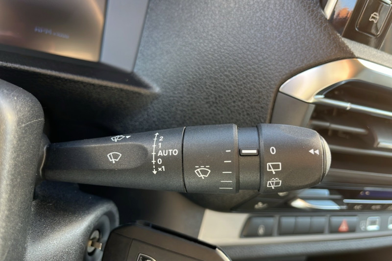 PEUGEOT TRAVELLER 2.0 180 EAT8 XL BUSINESS