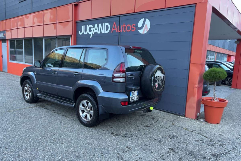TOYOTA LAND CRUISER KDJ 120 3.0 D-4D 166 BVM6