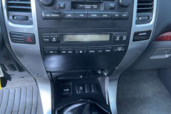 TOYOTA LAND CRUISER KDJ 120 3.0 D-4D 166 BVM6