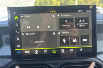 DACIA DUSTER HYBRID-G 150 4X4 EXTREME PLUS