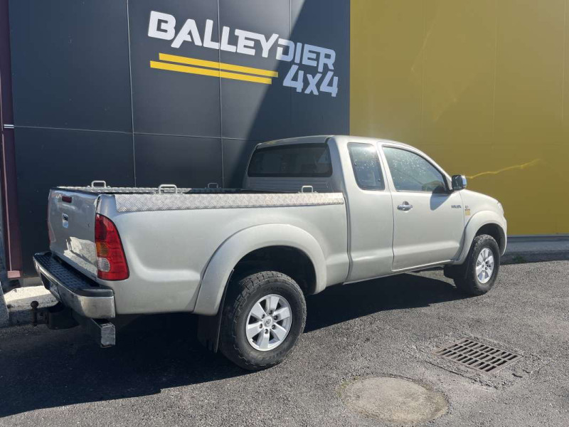 TOYOTA HILUX 2.5 144 LEGENDE XTRA