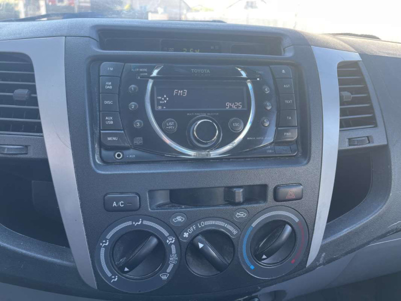 TOYOTA HILUX 2.5 144 VIGO X-TRA CAB