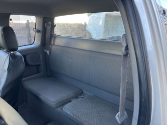 TOYOTA HILUX 2.5 144 LEGENDE XTRA