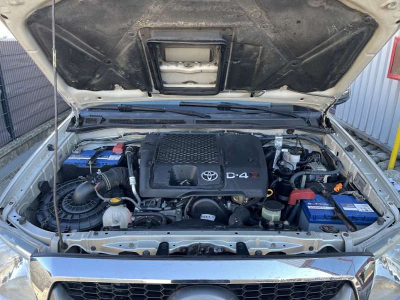 TOYOTA HILUX 2.5 144 LEGENDE XTRA