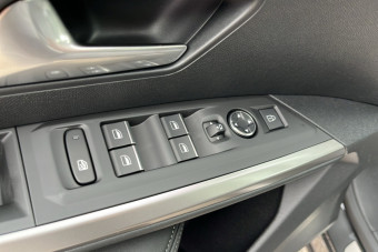 PEUGEOT 5008 HYBRID 145 E-DCS6 GT 360 7PL