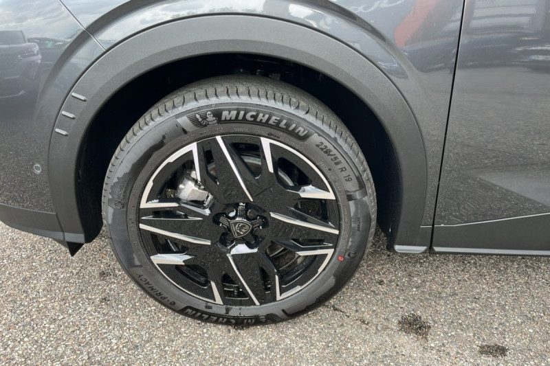 PEUGEOT 5008 HYBRID 145 E-DCS6 GT 360 7PL
