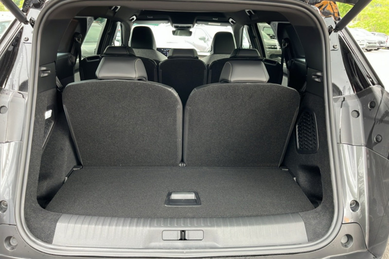 PEUGEOT 5008 HYBRID 145 E-DCS6 GT 360 7PL