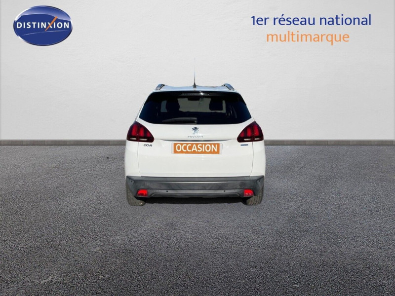 PEUGEOT 2008 1.2 PURETECH 110CH STYLE