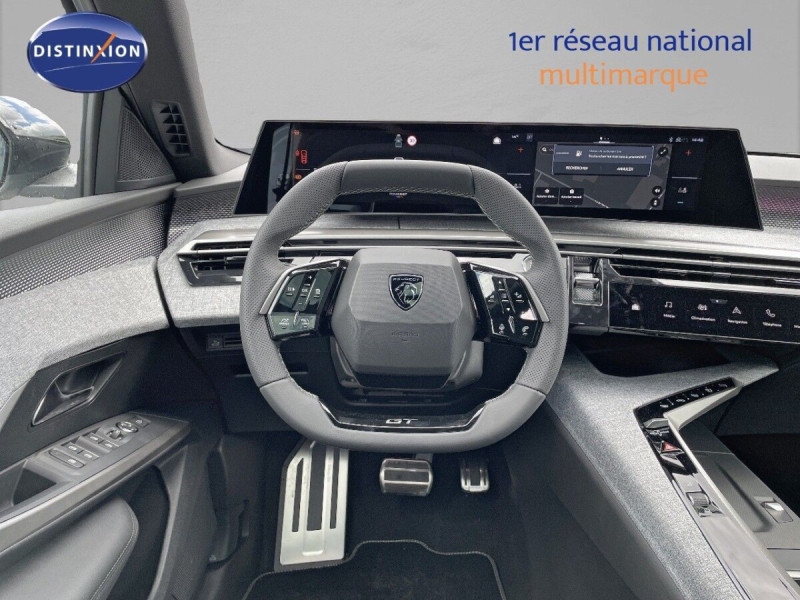 PEUGEOT 5008 1.2 HYBRID 145CH E-DCS6 GT