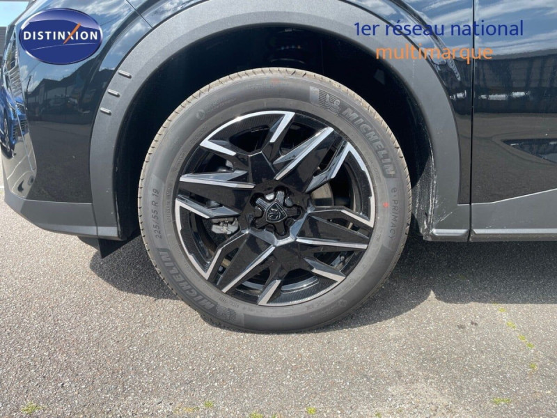 PEUGEOT 5008 1.2 HYBRID 145CH E-DCS6 GT