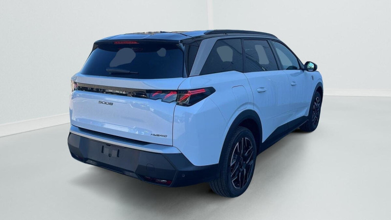 PEUGEOT 5008 HYBRID 145 E-DCS6 GT