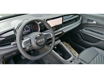 FIAT 600 1.2 HYBRID 145 DCT ICONE