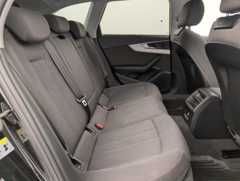 AUDI A4 AVANT 35 TFSI 150 S TRONIC 7 DESIGN