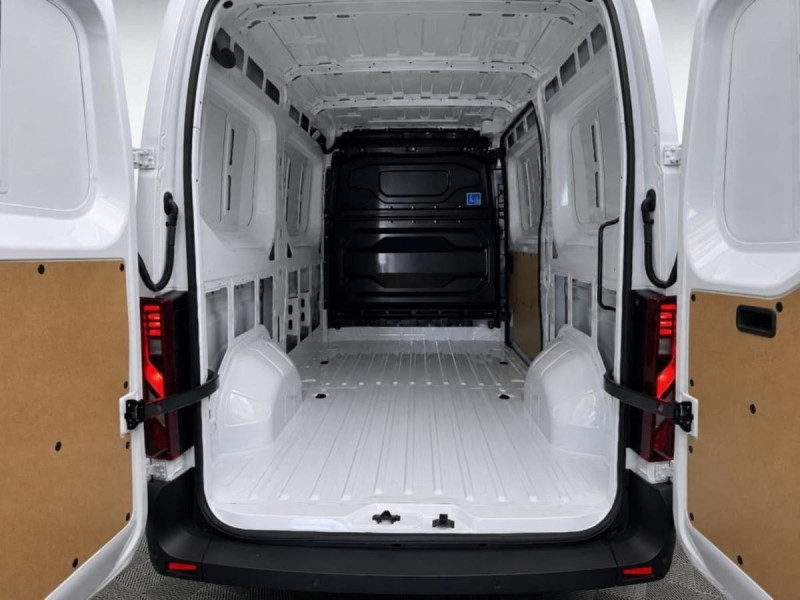 NISSAN INTERSTAR FOURGON 3T5 L2H2 2.0 DCI 150 BVA N-CONNECTA