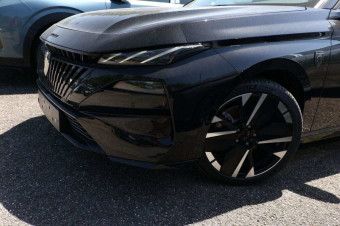 PEUGEOT 308 HYBRID 145 GT