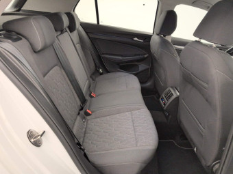VOLKSWAGEN GOLF 1.5 ETSI EVO2 116 DSG7 LIFE PLUS