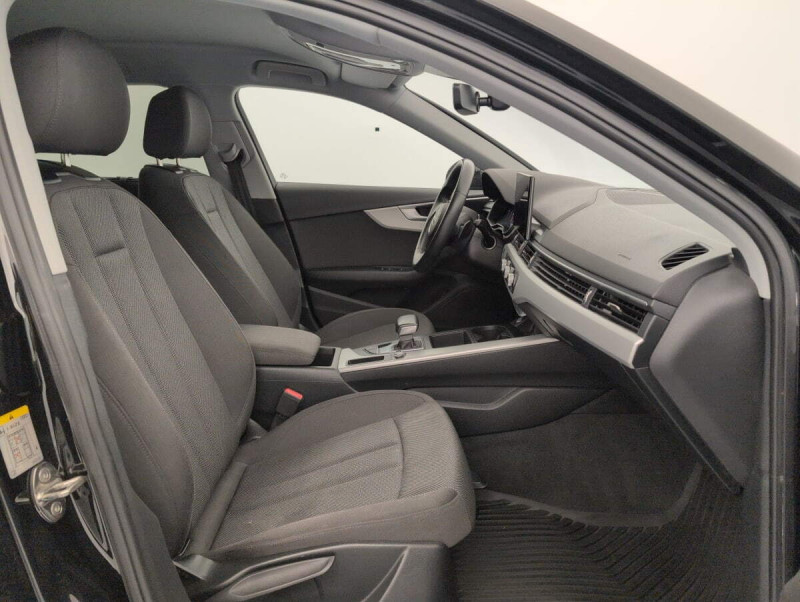 AUDI A4 AVANT 35 TFSI 150 S TRONIC 7 DESIGN