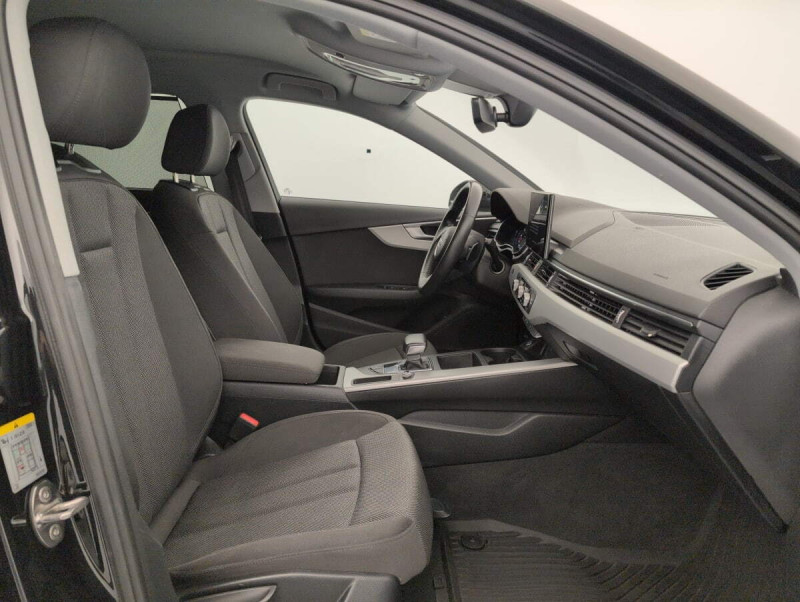 AUDI A4 AVANT 35 TFSI 150 S TRONIC 7 DESIGN