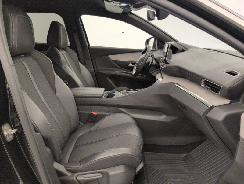 PEUGEOT 5008 PURETECH 130CH EAT8 GT