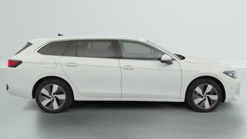 VOLKSWAGEN PASSAT 1.5 ETSI OPF 150 DSG7 LIFE PLUS