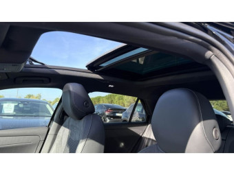 VOLKSWAGEN T-ROC 1.5 ETSI 150 DSG R-LINE