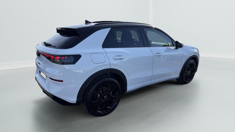 VOLKSWAGEN T-ROC 1.5 ETSI 150 DSG R-LINE