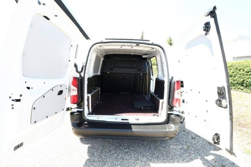 OPEL COMBO M DIESEL 100 CH MANUELLE
