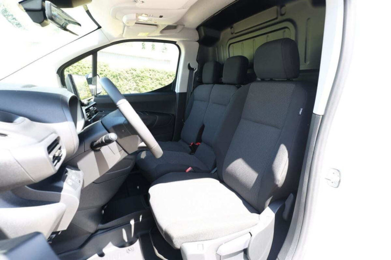 OPEL COMBO M DIESEL 100 CH MANUELLE