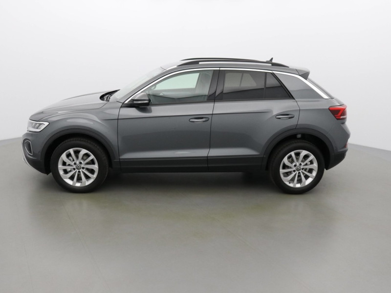 VOLKSWAGEN T-ROC LIFE 150 TSI