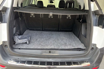 PEUGEOT 5008 1.6 HDI 120 ALLURE 7PL GRIP