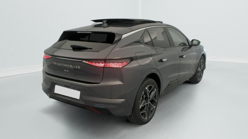 DS N 4 HYBRIDE 145 E-DCT6 ETOILE - ALCANTARA