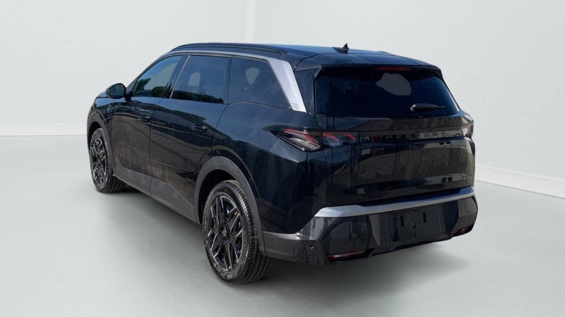 PEUGEOT 5008 HYBRID 145 E-DCS6 GT
