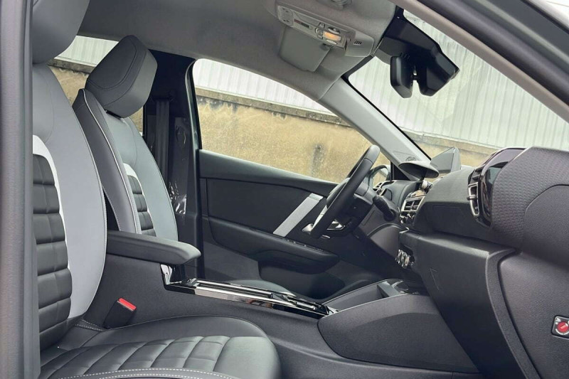CITROEN C4 HYBRIDE 145 E-DCS6 MAX
