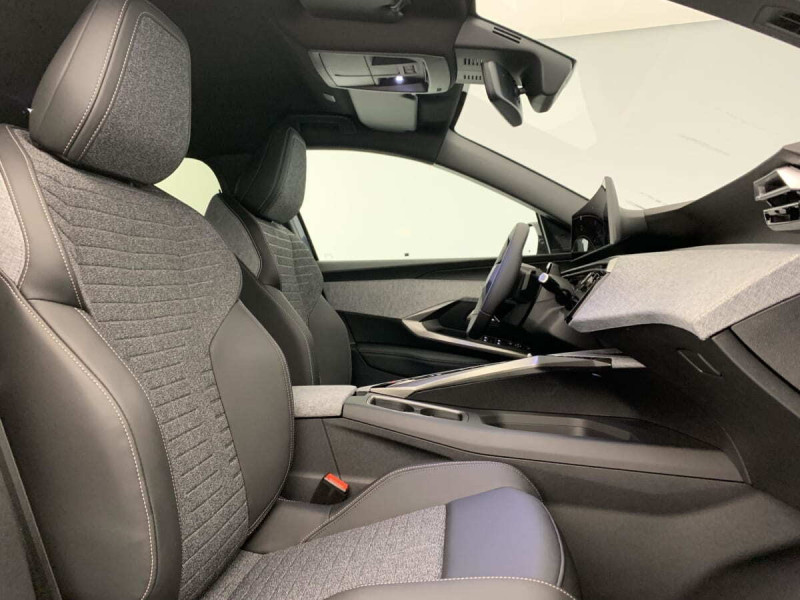 PEUGEOT 5008 HYBRID 145 CH E-DCS6 ALLURE