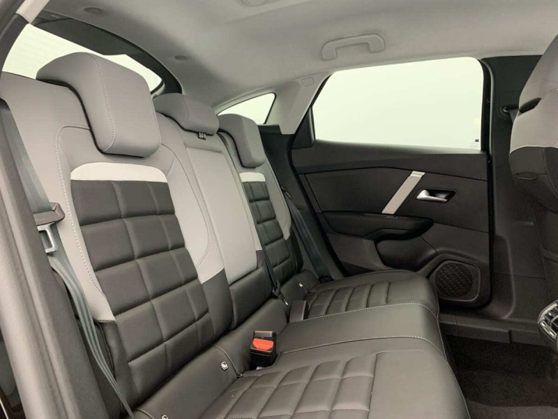 CITROEN C4 PURETECH 130 EAT8 MAX