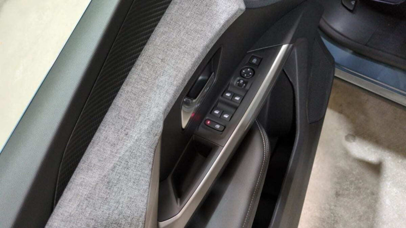 PEUGEOT 5008 HYBRID 145 CH E-DCS6 ALLURE
