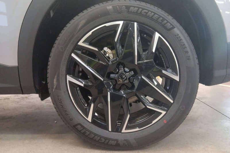 PEUGEOT 3008 HYBRID 145 E-DCS6 GT