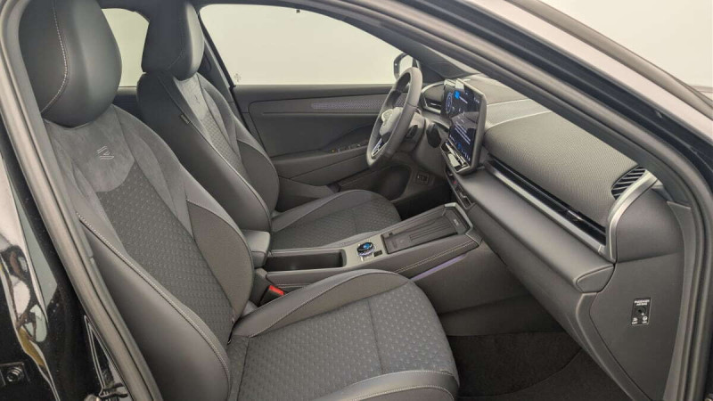 VOLKSWAGEN T-ROC 1.5 ETSI EVO2 HYBRID 150 CH DSG7 R-LINE