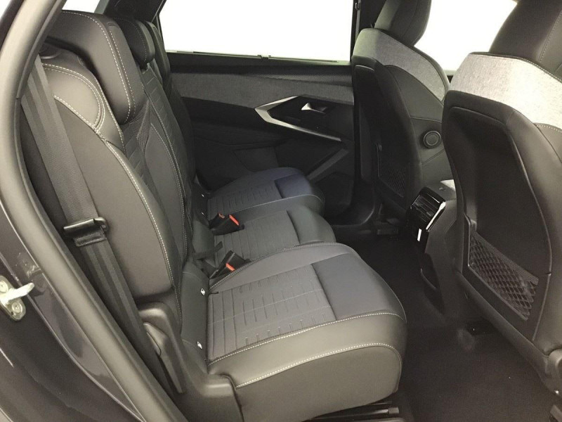 PEUGEOT 5008 GT 1.2 HYBRID 145