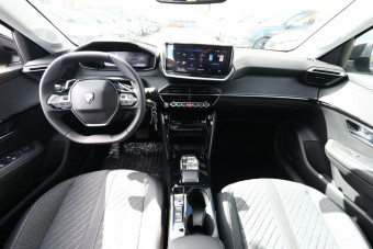 PEUGEOT 208 HYBRID 110 AUT ALLURE