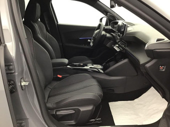 PEUGEOT 2008 1.2 HYBRID 145 DCS6 GT
