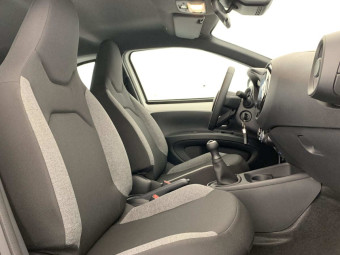 TOYOTA AYGO X 1.0 VVT-I 72 DYNAMIC