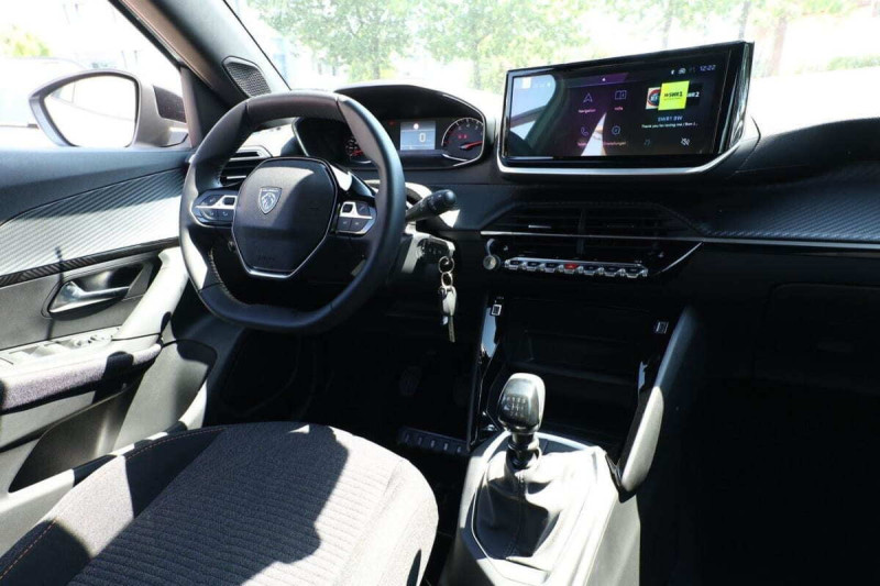 PEUGEOT 2008 TURBO 100 CH STYLE