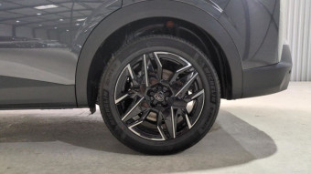 PEUGEOT 5008 HYBRID 145CH E-DCS6 GT
